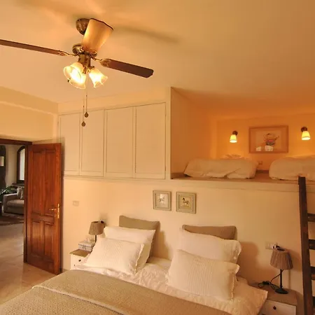 Casale Delle Farfalle Apartment *