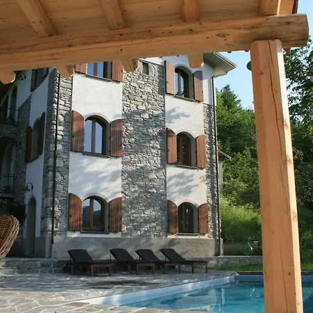 아파트 Casale Delle Farfalle Tornolo